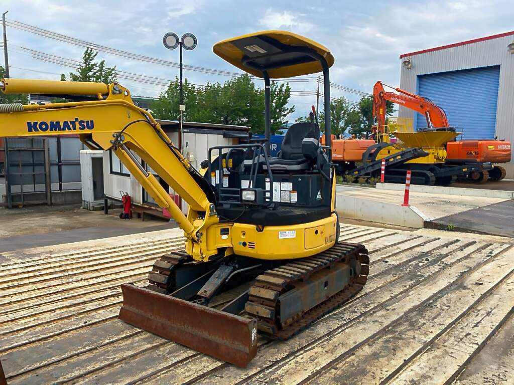 PC20MR-3-24637 (KOMATSU / MINI EXCAVATOR) の詳細情報 ｜ Yanagawa Shoji Co.,Ltd.