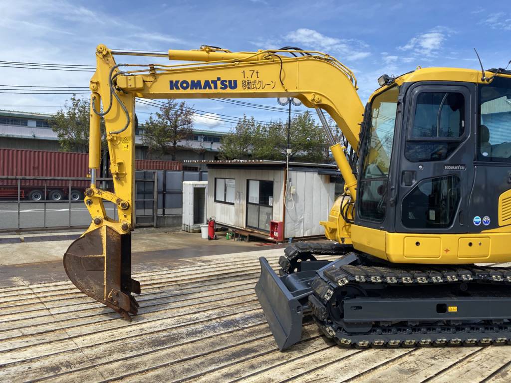 新潟発 コマツ KOMATSU ユンボ バックホー パワーショベル 油圧ショベル PC15-3 2161時間 キャビン付き 実働品 引き取り限定 -  トラック、ダンプ、建設機械